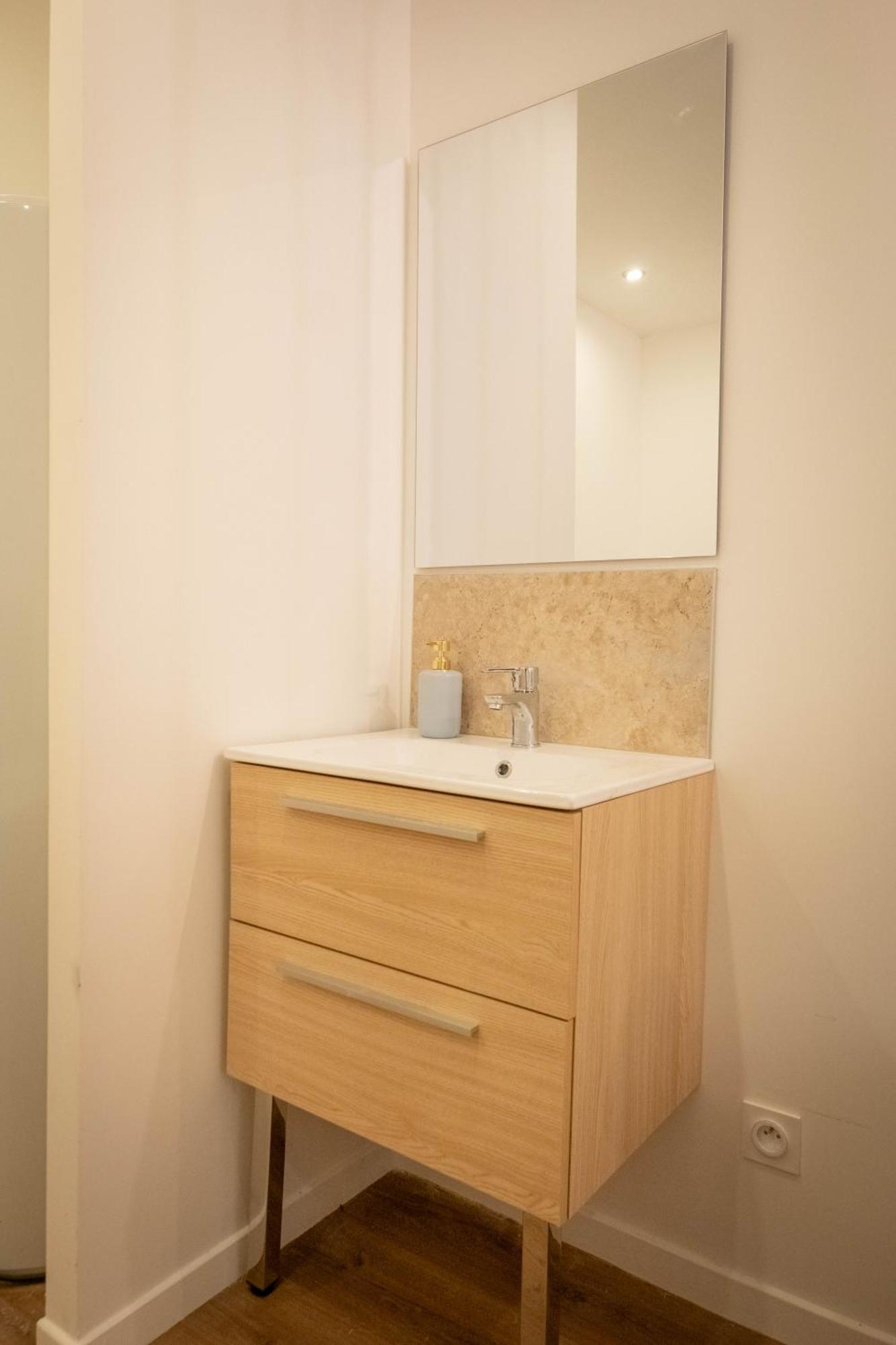 Bibemus Casa Maja - Baignoire Balneo - Parking - Terrasse Apartment แซงต์-เอเตียน ภายนอก รูปภาพ