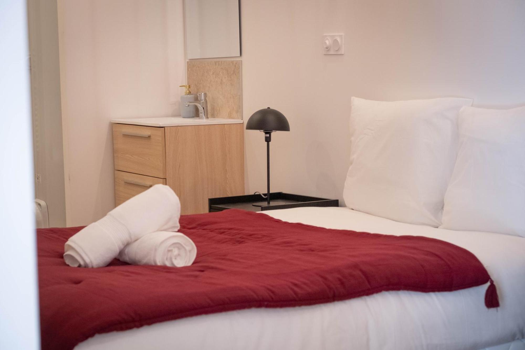 Bibemus Casa Maja - Baignoire Balneo - Parking - Terrasse Apartment แซงต์-เอเตียน ภายนอก รูปภาพ